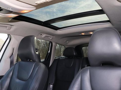 Used 2014 Volvo XC60 3.2 image 23