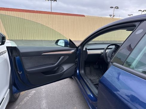 Used 2022 Tesla Model 3 Long Range image 5