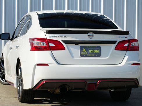 Used 2019 Nissan Sentra NISMO image 5