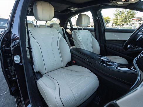 Used 2015 Mercedes-Benz S 550 Sedan image 13