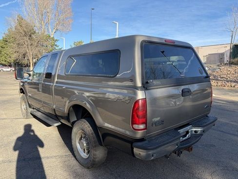 Used 2004 Ford F250 Lariat image 3