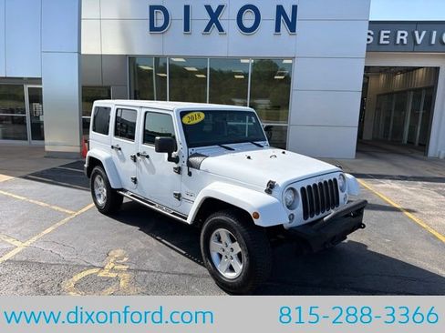 Used 2018 Jeep Wrangler Unlimited Sahara w/ Dual Top Group AWD/4WD image 1
