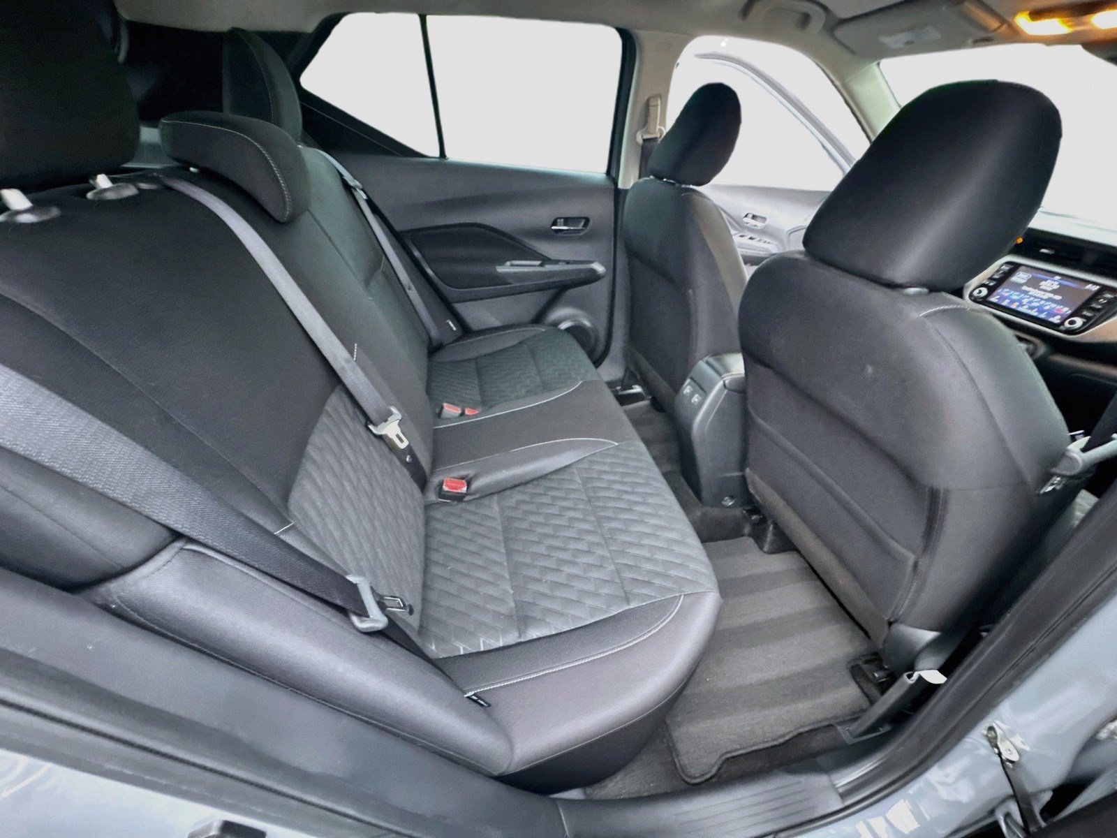 Used 2022 Nissan Kicks SV w/ Interior Electronics Package FWD image 25