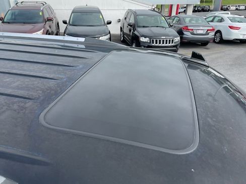 Used 2018 GMC Yukon XL Denali w/ Open Road Package image 10