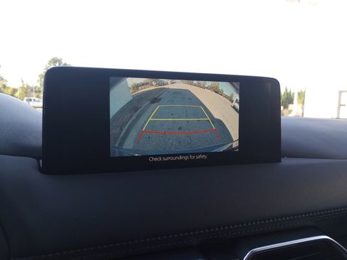 Used 2022 MAZDA CX-5 Carbon Edition image 19