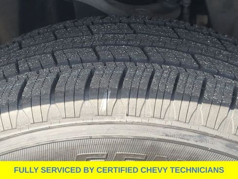 Used 2024 Chevrolet Suburban LT AWD/4WD image 16