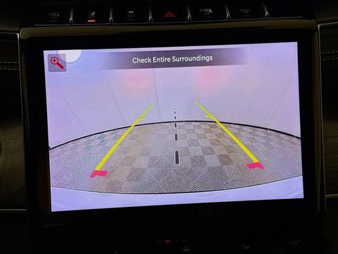 Used 2024 Jeep Grand Cherokee L Limited image 14