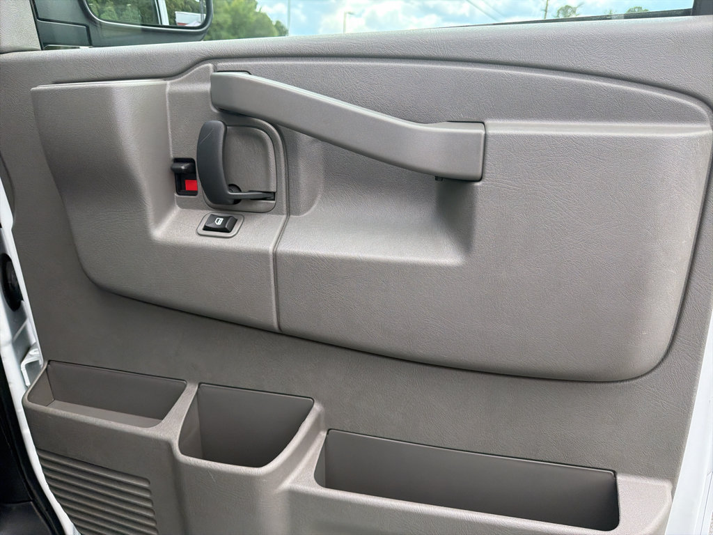 Used 2025 Chevrolet Express 2500 w/ Driver Convenience Package RWD image 19