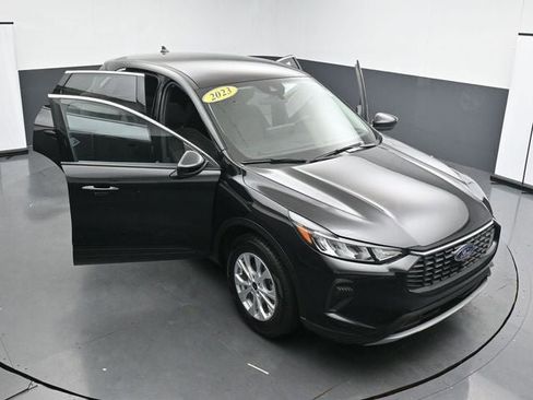 Used 2023 Ford Escape Active w/ Tech Pack #2 AWD/4WD image 35