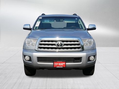 Used 2012 Toyota Sequoia Platinum AWD/4WD image 2