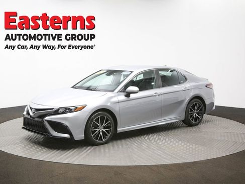 Used 2024 Toyota Camry SE image 58