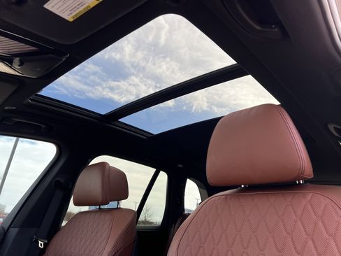 Used 2024 BMW X5 xDrive40i w/ M Sport Package image 30