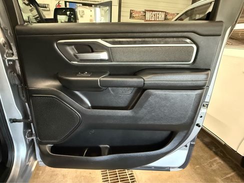 Used 2020 RAM 1500 Big Horn AWD/4WD image 26