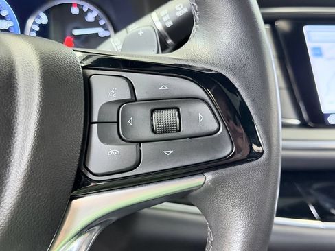Used 2024 Buick Enclave Avenir AWD/4WD image 52