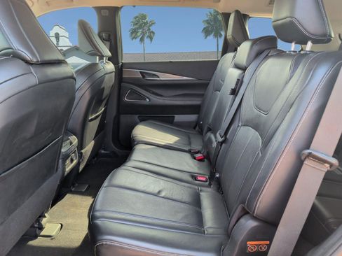 Used 2022 INFINITI QX60 Luxe w/ Performance Audio Package FWD image 24