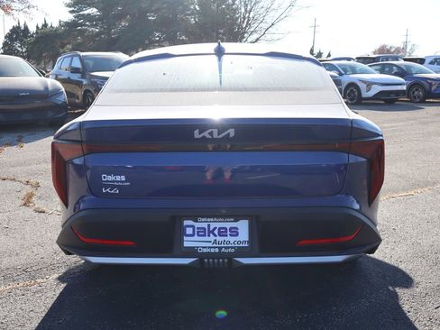 New 2025 Kia K4 LXS image 6