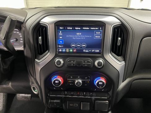 Used 2022 GMC Sierra 1500 Elevation image 15