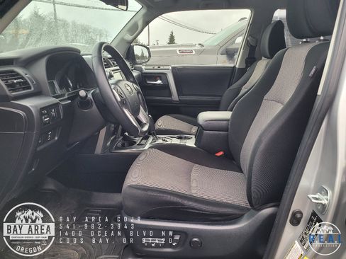 Used 2018 Toyota 4Runner 4WD image 11