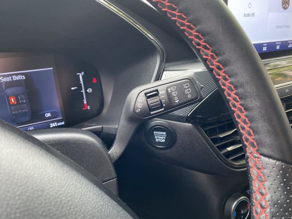 Used 2025 Ford Escape ST-Line Select AWD/4WD image 21