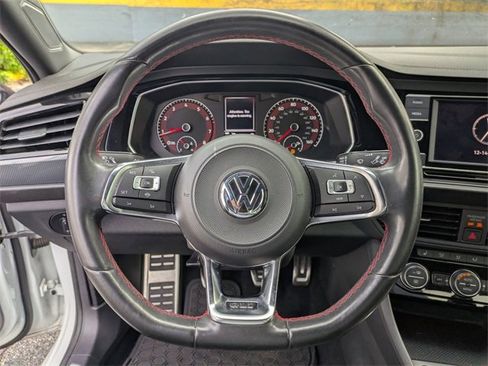Used 2019 Volkswagen Jetta GLI image 14
