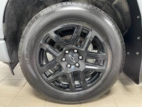 Used 2024 Chevrolet Silverado 1500 Custom AWD/4WD image 7