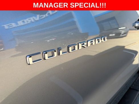 Used 2026 Chevrolet Colorado LT w/ Advanced Trailering Package AWD/4WD image 11