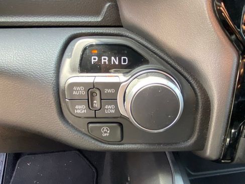 Used 2025 RAM 1500 Big Horn AWD/4WD image 23