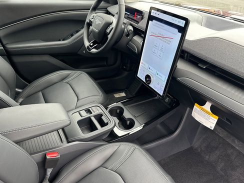 New 2025 Ford Mustang Mach-E Premium image 15
