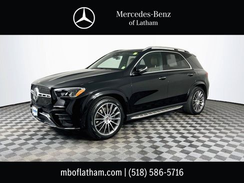 Used 2025 Mercedes-Benz GLE 450e 4MATIC image 1