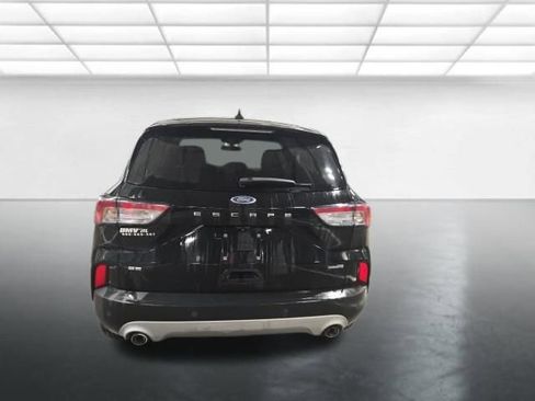 Used 2021 Ford Escape SE image 6