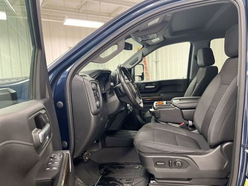 Used 2021 Chevrolet Silverado 2500 LT w/ Convenience Package image 19