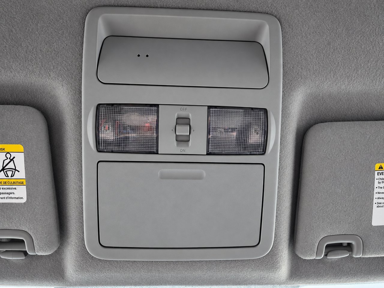 Used 2015 Nissan Frontier SV RWD image 21