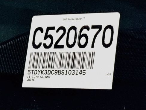 Used 2011 Toyota Sienna XLE w/ Premium Pkg FWD image 25