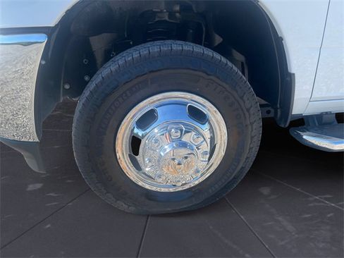 Used 2024 RAM 3500 Big Horn image 14