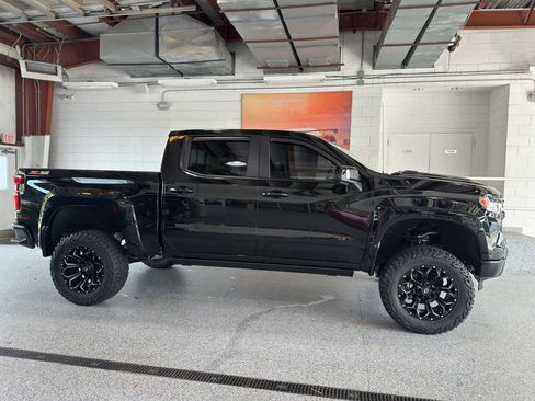 New 2025 Chevrolet Silverado 1500 RST image 2