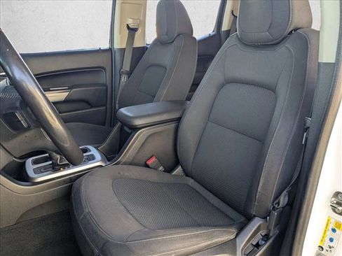 Used 2016 Chevrolet Colorado LT w/ LT Convenience Package image 16