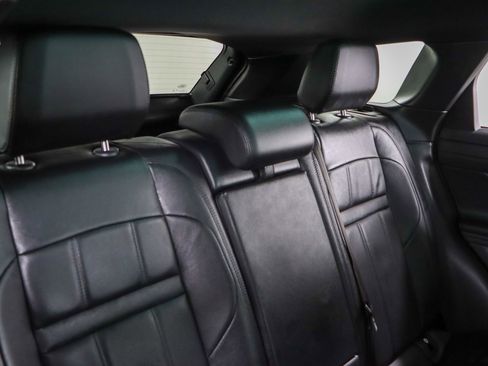 Used 2022 Land Rover Range Rover Evoque R-Dynamic S image 28