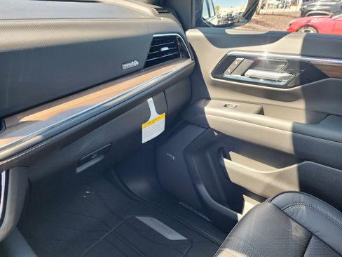 New 2025 Chevrolet Tahoe High Country image 38