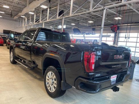Used 2023 GMC Sierra 2500 Denali image 4