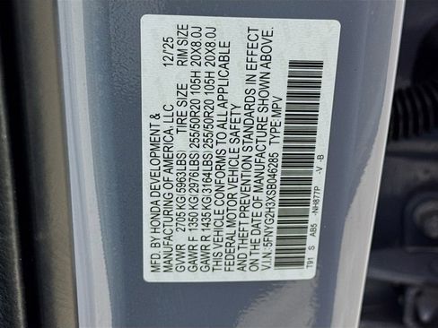 Used 2025 Honda Pilot Sport image 41