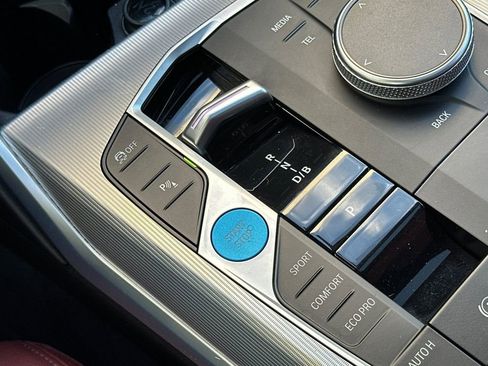 Used 2023 BMW i4 eDrive35 image 24