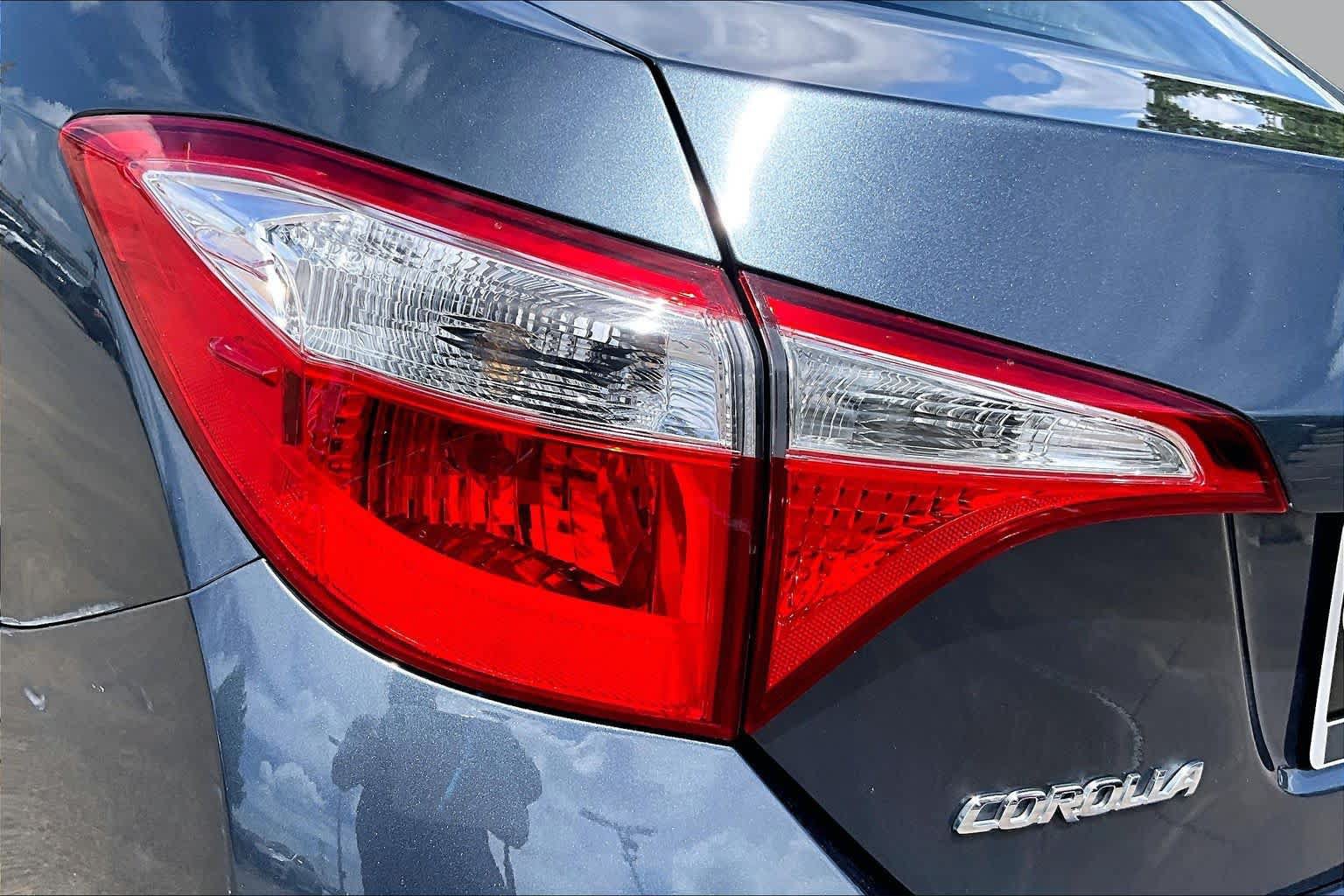 Used 2014 Toyota Corolla L FWD image 25