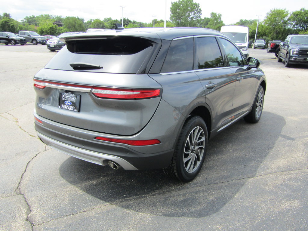 Used 2022 Lincoln Corsair AWD w/ Equipment Group 101A image 7