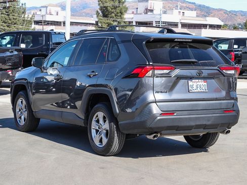 Certified 2023 Toyota RAV4 XLE w/ Convenience Package FWD image 5