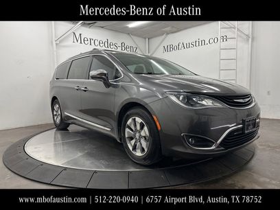 Used 2018 Chrysler Pacifica Limited