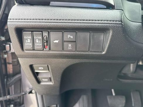 Used 2025 Honda Odyssey Touring image 22