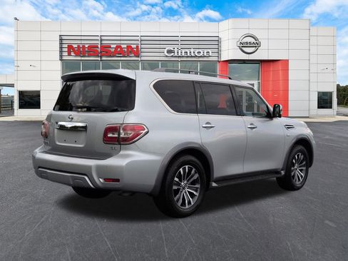 Used 2018 Nissan Armada SL w/ Moonroof Package RWD image 3
