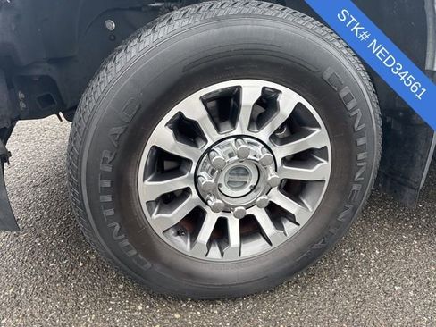 Used 2022 Ford F350 Lariat w/ Camper Package image 4