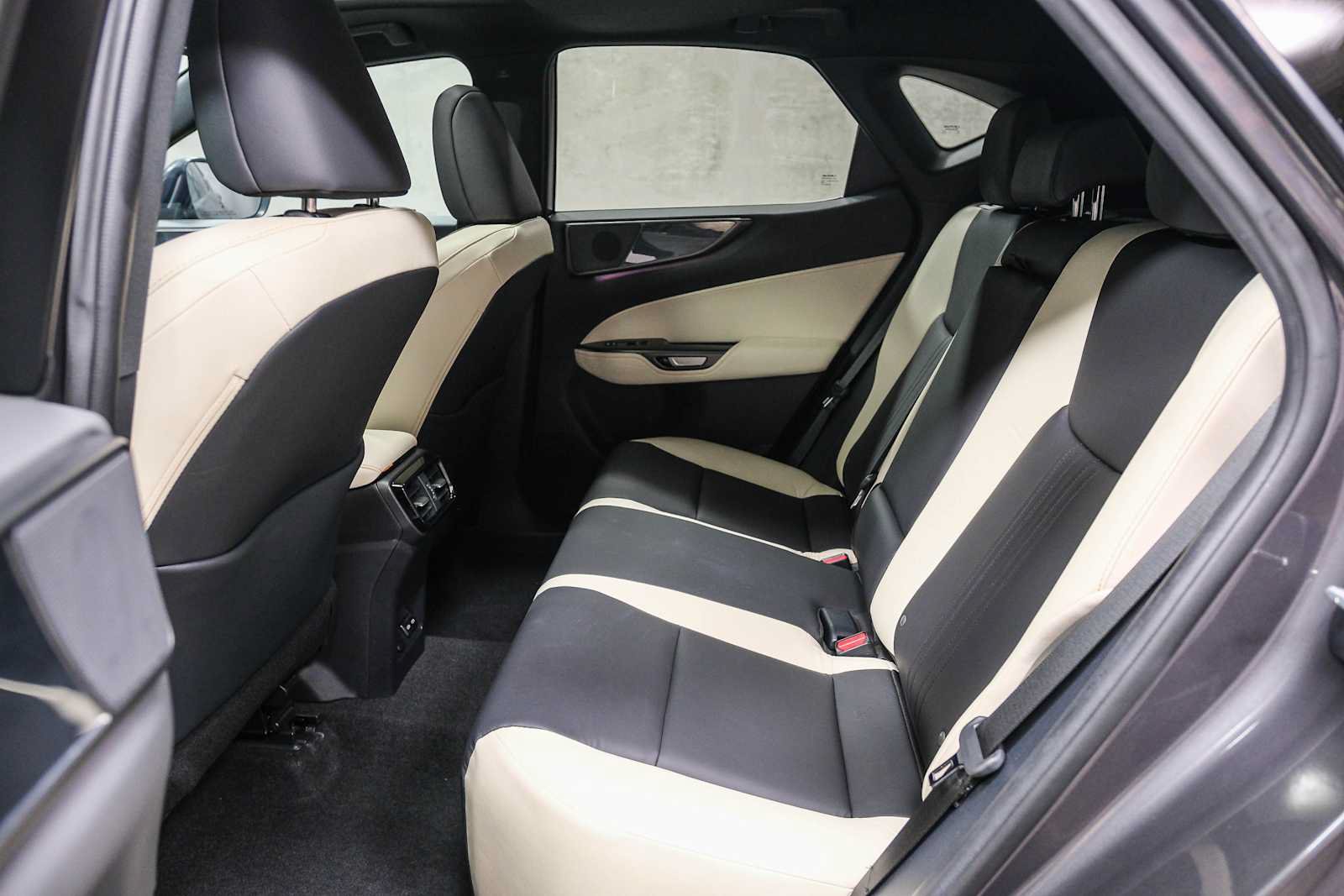 Used 2024 Lexus NX 350 AWD image 22