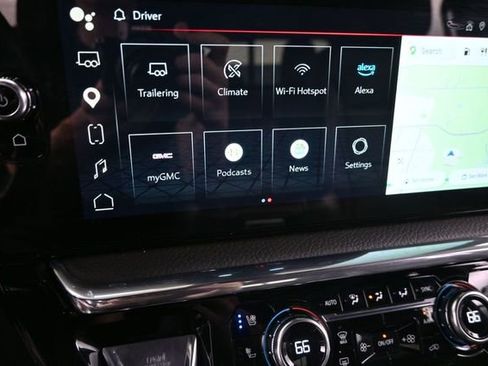 Used 2024 GMC Sierra 1500 Denali w/ Technology Package AWD/4WD image 35